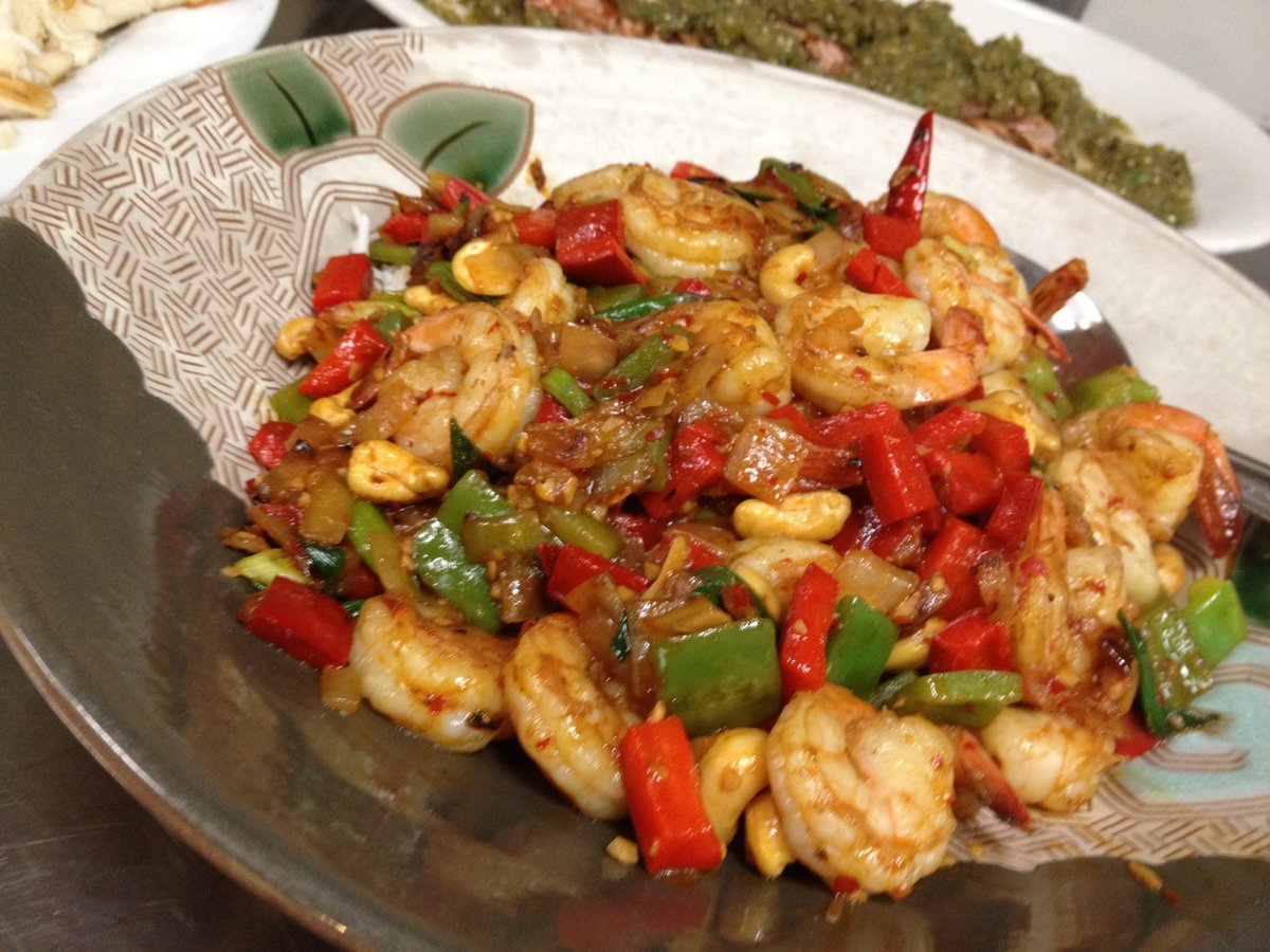 Kung Pao Shrimp Gong Bao Xia Ren with peanuts and dried chilies