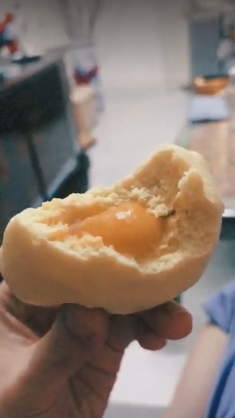 Salted egg yolk custard bun liu sha bao molten lava dim sum