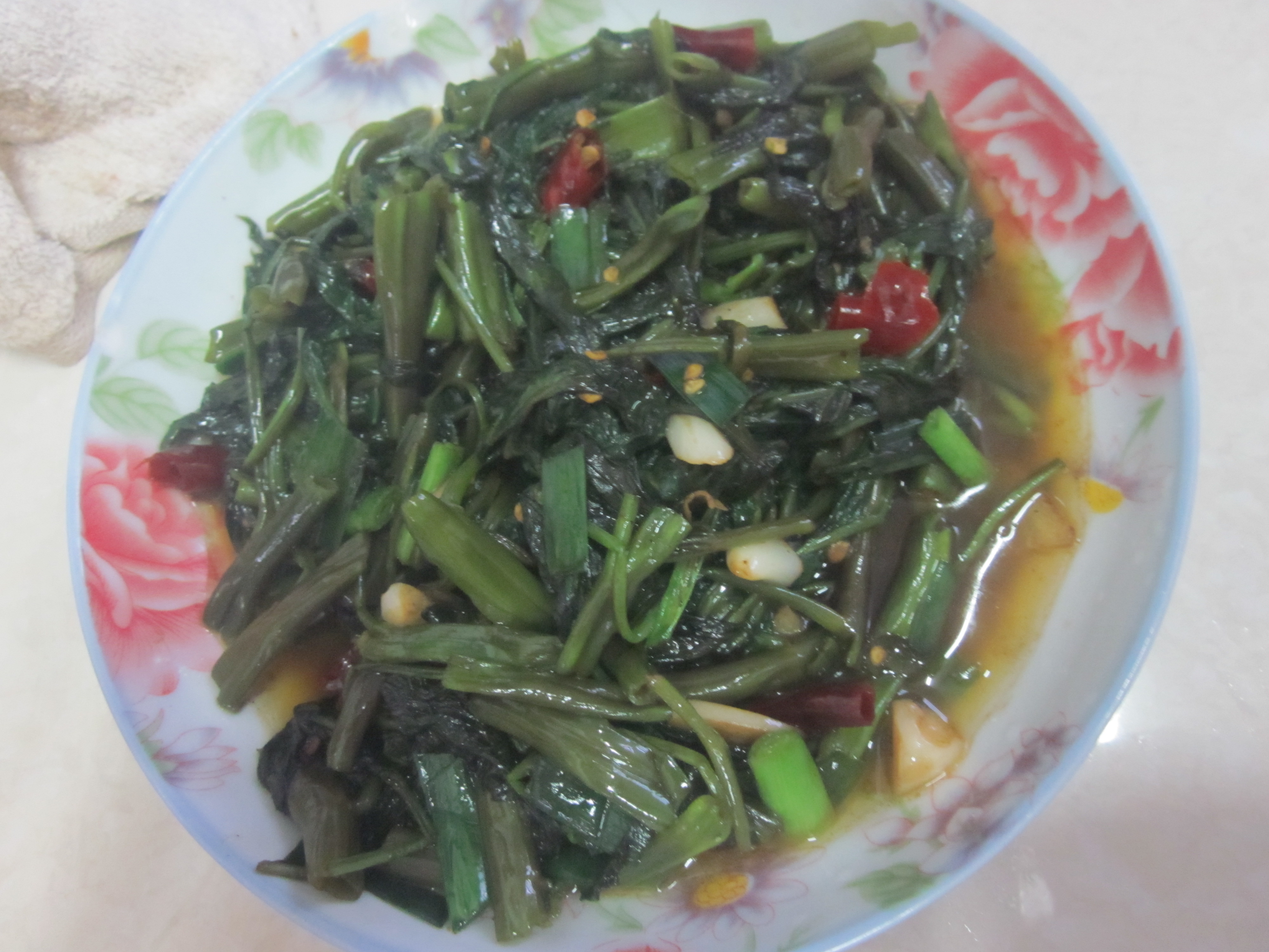 Stir fried water spinach with garlic Hunan style