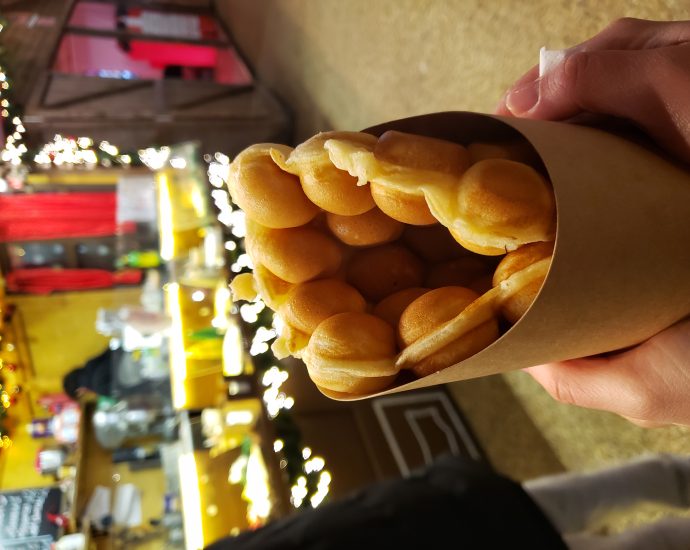Hong Kong egg waffle bubble waffle golden and crispy