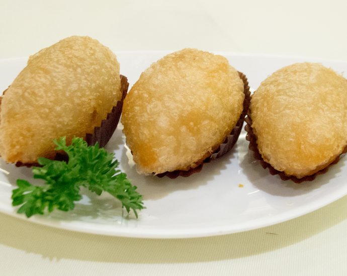 Cantonese Ham Sui Gok crispy golden glutinous rice dumplings